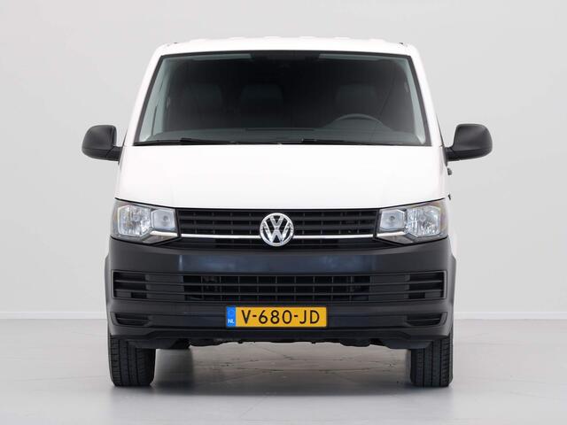Volkswagen TRANSPORTER 2.0 TDI L2H1 Trendline 102pk Navigatie Camera Cruise Kunstleder 2x Schuifeur