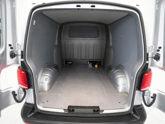 Volkswagen TRANSPORTER 2.0 TDI L2H1 150pk DSG DC Comfortline navigatie via app