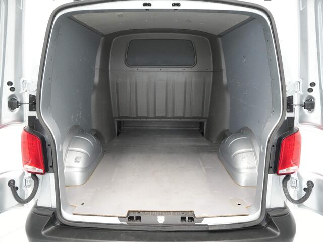 Volkswagen TRANSPORTER 2.0 TDI L2H1 150pk DSG DC Comfortline navigatie via app, pdc trekhaak