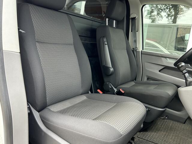 Volkswagen TRANSPORTER 2.0 TDI L2H1 28 | Trekhaak | Cruise Control | Apple Carplay | Airco |