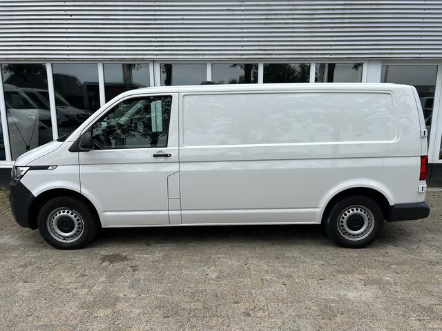 Volkswagen TRANSPORTER 2.0 TDI L2H1 28 | Trekhaak | Cruise Control | Apple Carplay | Airco |