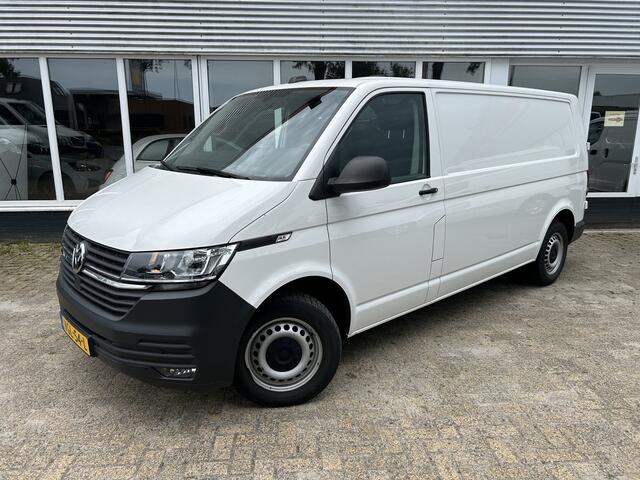 Volkswagen TRANSPORTER 2.0 TDI L2H1 28 | Trekhaak | Cruise Control | Apple Carplay | Airco |