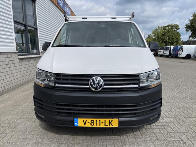 Volkswagen TRANSPORTER 2.0 TDI 102pk L1H1 Trendline / vaste prijs rijklaar ¤ 17.950 ex btw / lease vanaf ¤ 329 / airco / cruise / bijrijdersbank / imperial / ingerichte laadruimte met sloten !
