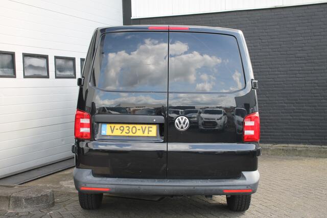Volkswagen TRANSPORTER 2.0 TDI 114PK L2 - EURO 6 - Airco - Navi - Cruise - ¤ 16.900,- Excl.