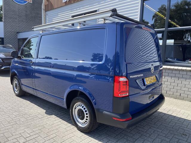 Volkswagen TRANSPORTER 2.0 TDI 102pk L1H1 Comfortline / vaste prijs rijklaar ¤ 17.950 ex btw / lease vanaf ¤ 329 / airco / cruise / navigatie / imperial / achterklep / parkpilot / 2 stoelen met armsteun !