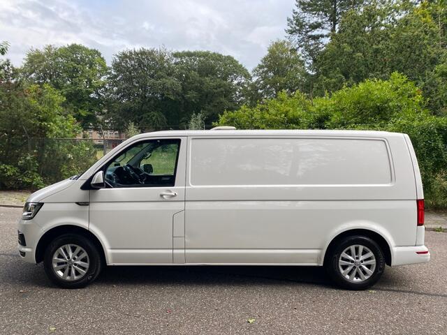 Volkswagen TRANSPORTER L2H1 2.0 TDI 150PK - Automaat - Btw - 2017 !!!