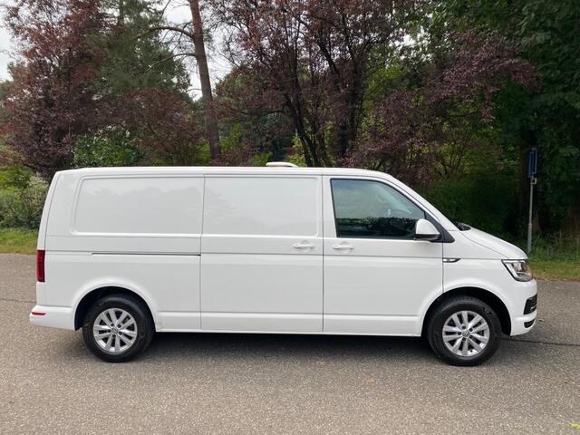 Volkswagen TRANSPORTER L2H1 2.0 TDI 150PK - Automaat - Btw - 2017 !!!