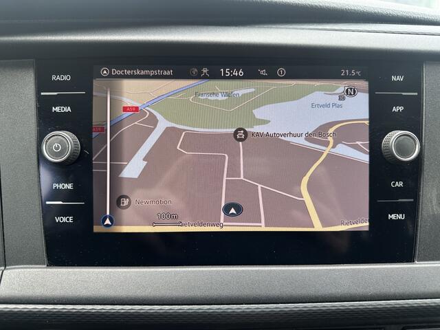 Volkswagen TRANSPORTER 2.0 TDI 110 PK L2H1 EURO6 Cruise control/Navigatie systeem/pdc