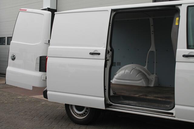 Volkswagen TRANSPORTER 2.0 TDI 150PK Automaat EURO 6 - Airco - Navi - Cruise - ¤ 18.950- Excl.