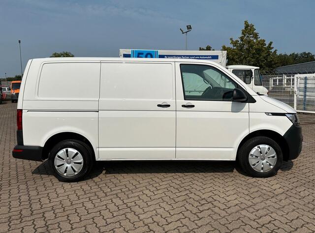 Volkswagen TRANSPORTER T 6.1 2.0 TDI L1H1 28 3-zitter airco camera