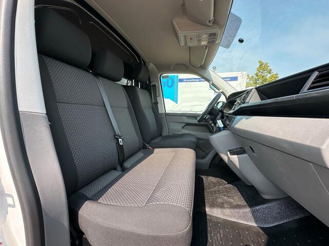 Volkswagen TRANSPORTER T 6.1 2.0 TDI L1H1 28 3-zitter airco camera
