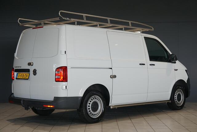 Volkswagen TRANSPORTER 2.0 TDI L1H1 *56397KM* + AIRCO / TREKHAAK / PDC / IMPERIAAL