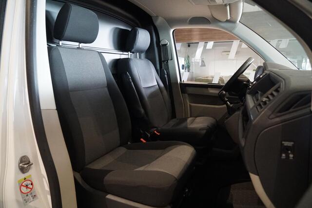 Volkswagen TRANSPORTER 2.0 TDI L1H1 *56397KM* + AIRCO / TREKHAAK / PDC / IMPERIAAL