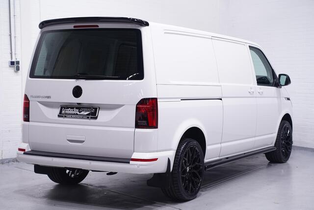 Volkswagen TRANSPORTER 2.0 TDI 150 pk DSG Bulli Edition 2x Schuifdeur 20" Vossen Look, Spoilers V+A, LED Koplampen, Navi, Camera, 3-Zits