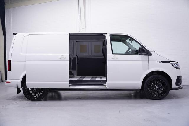 Volkswagen TRANSPORTER 2.0 TDI 150 pk DSG Bulli Edition 2x Schuifdeur 20" Vossen Look, Spoilers V+A, LED Koplampen, Navi, Camera, 3-Zits