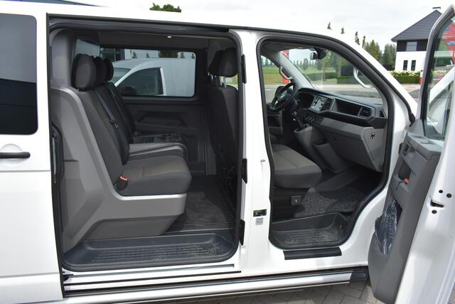 Volkswagen TRANSPORTER 2.0 TDI L2H1 28 Comfortline Highline, Dubbele Cabine DC, met armleuningen en verstelbare stoelen, privacy glas, glaslook panelen, PDC, cruise control, achteruitrij camera, achterdeuren met ruit, bijrijdersbank, composition colour met apple carplay (naviga
