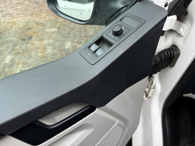 Volkswagen TRANSPORTER Kombi 2.0 TDI L1H1 9-Persoons/Airco/Cruise control/Nieuw model/ Incl BTW