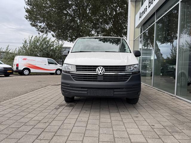 Volkswagen TRANSPORTER 2.0 TDI L2H1 28 bestelwagen 150 pk | Airco | betimmering | bijrijdersbank