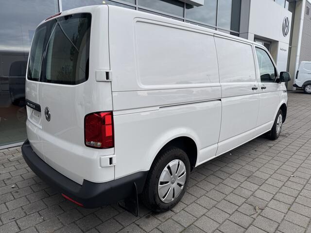 Volkswagen TRANSPORTER 2.0 TDI L2H1 28 bestelwagen 150 pk | Airco | betimmering | bijrijdersbank