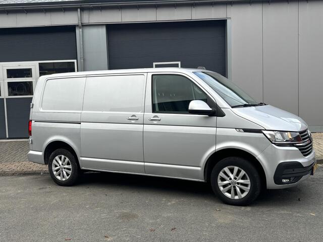 Volkswagen TRANSPORTER 2.0 TDI L1H1 28 Highline facelift| PDC V+A| Navigatie| Apps
