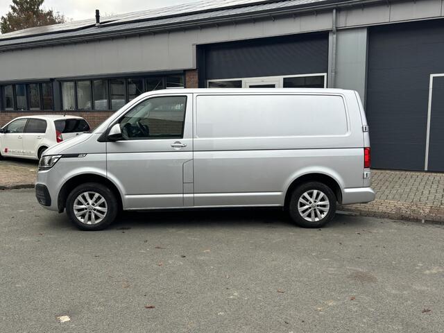 Volkswagen TRANSPORTER 2.0 TDI L1H1 28 Highline facelift| PDC V+A| Navigatie| Apps