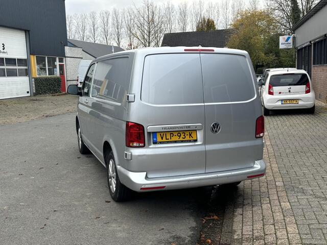 Volkswagen TRANSPORTER 2.0 TDI L1H1 28 Highline facelift| PDC V+A| Navigatie| Apps