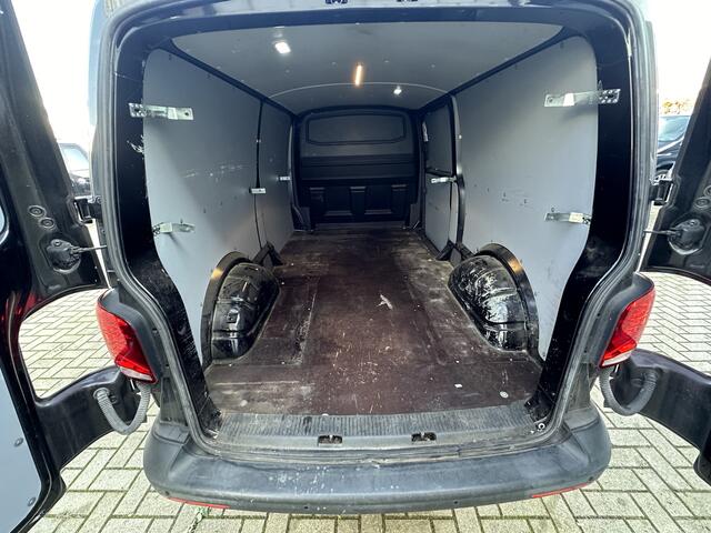 Volkswagen TRANSPORTER 2.0 TDI 110PK EURO6 L2H1 Cruise control/app connect/navigatie