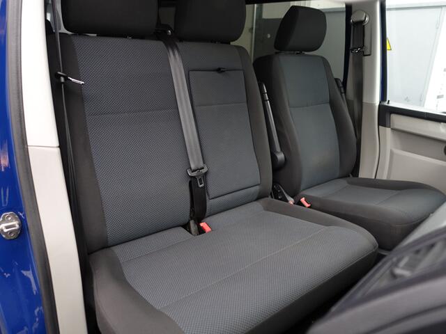 Volkswagen TRANSPORTER 2.0 TDI 180pk L2 R Line Aut- Dubbele Cabine, 6 Pers, Park Assist, Navi, Cruise, Clima, Sidebars