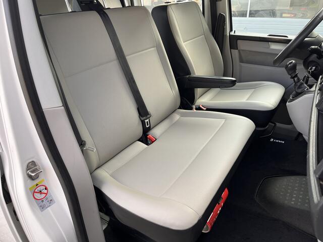 Volkswagen TRANSPORTER 2.0 TDI L2H1 DC 4Motion 150pk 4x4 Pick-up Airco Trekhaak 2500kg Telefoonverbinding Dealer onderhouden Werkverlichting Openlaadbak P-up Bpm vrij