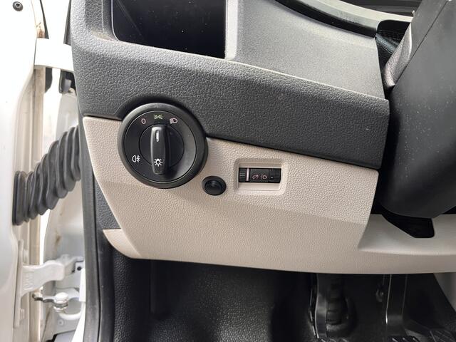 Volkswagen TRANSPORTER 2.0 TDI L2H1 DC 4Motion 150pk 4x4 Pick-up Airco Trekhaak 2500kg Telefoonverbinding Dealer onderhouden Werkverlichting Openlaadbak P-up Bpm vrij