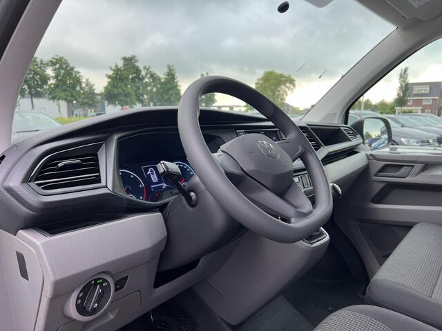 Volkswagen TRANSPORTER 2.0 TDI 110 pk L1H1 28 | Bijrijdersbank | Achterdeuren | A-Camera | Cruise | Navi via App |