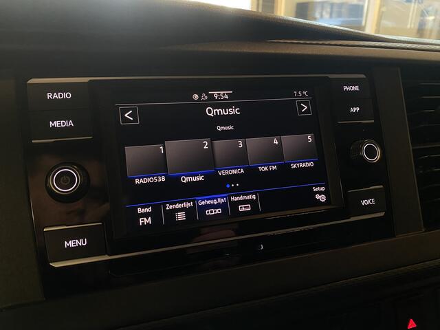Volkswagen TRANSPORTER 2.0 TDI L1H1 26 Economy Business Airco, Cruise, Applecarplay, Trekhaak
