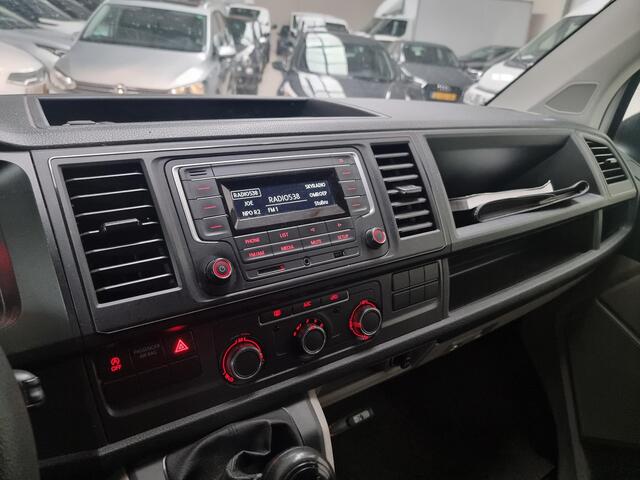 Volkswagen TRANSPORTER 2.0 TDI L2H2 Trendline Airco | audio | CV op afstand | weinig kilometers !!!