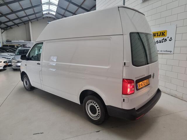 Volkswagen TRANSPORTER 2.0 TDI L2H2 Trendline Airco | audio | CV op afstand | weinig kilometers !!!