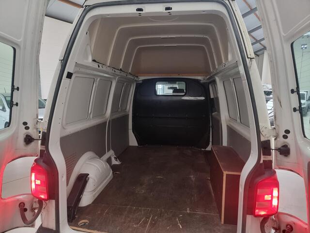 Volkswagen TRANSPORTER 2.0 TDI L2H2 Trendline Airco | audio | CV op afstand | weinig kilometers !!!