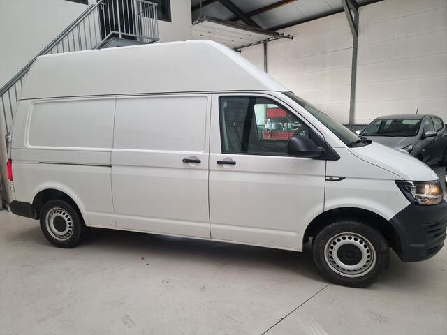 Volkswagen TRANSPORTER 2.0 TDI L2H2 Trendline Airco | audio | CV op afstand | weinig kilometers !!!