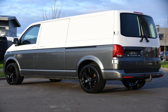 Volkswagen TRANSPORTER 2.0 TDI L2H1 30 PB Edition Camera, Cruise, Carplay, LED, 150PK, Automaat, Sensoren, Stoelverwarming, UNIEK!