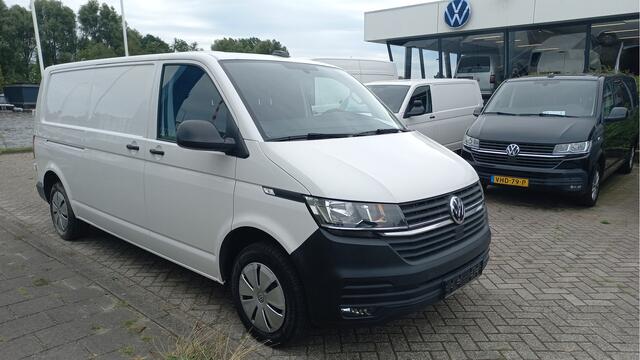 Volkswagen TRANSPORTER 6.1 - 2.0 TDI L2H1 28 Comfortline 150 pk - Navigatie / PDC / Trekhaak