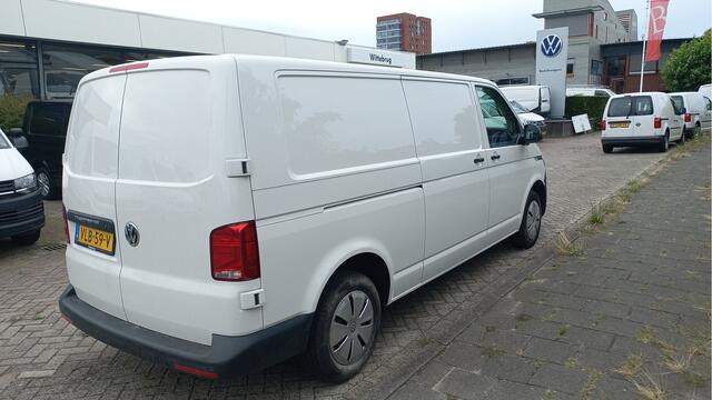 Volkswagen TRANSPORTER 6.1 - 2.0 TDI L2H1 28 Comfortline 150 pk - Navigatie / PDC / Trekhaak
