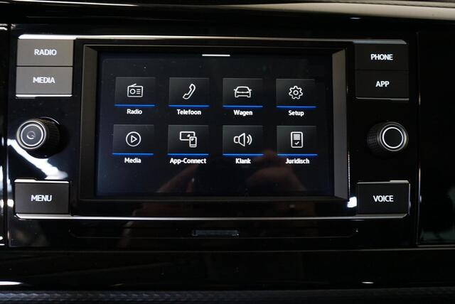 Volkswagen TRANSPORTER 2.0 TDI L2H1 Dubbele Cabine Highline Automaat