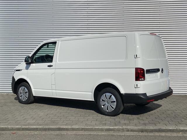 Volkswagen TRANSPORTER 2.0 TDI 110PK L1H1 3 zits || Apple carplay || Achteruitrijcamera