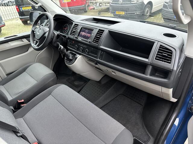 Volkswagen TRANSPORTER 2.0 TDI L2H1 150PK EURO 6 Cruise control/trekhaak/navigatie