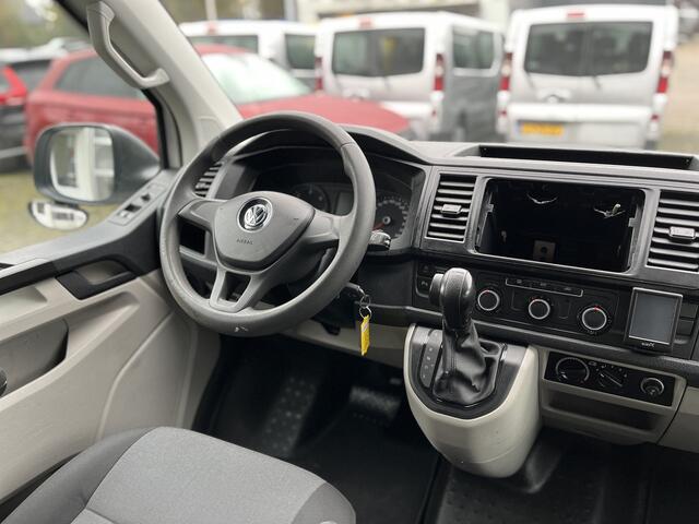 Volkswagen TRANSPORTER Kombi 8-persoons 2.0 TDI DSG Automaat L1H1 BTW en BPM vrij Airco Cruise control Trekhaak PDC 1e eigenaar Euro 6 Combi Personenbus Passenger Groepsvervoer Taxi