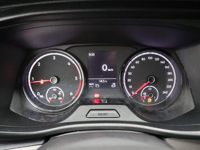 Volkswagen TRANSPORTER 2.0 TDI L2H1 28 Comfortline 150PK handgeschakeld Trekhaak, trekgewicht 2500KG, achteruitrijcamera, alarm, cruise control,