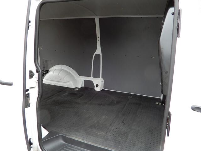 Volkswagen TRANSPORTER 2.0 TDI L2H3 82KW