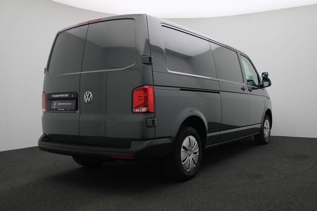Volkswagen TRANSPORTER 2.0 TDI 110PK L2H1 28 Comfortline | 3-zits | Parkeersensoren achter | Apple Carplay / Android Auto | Cruise | Airco