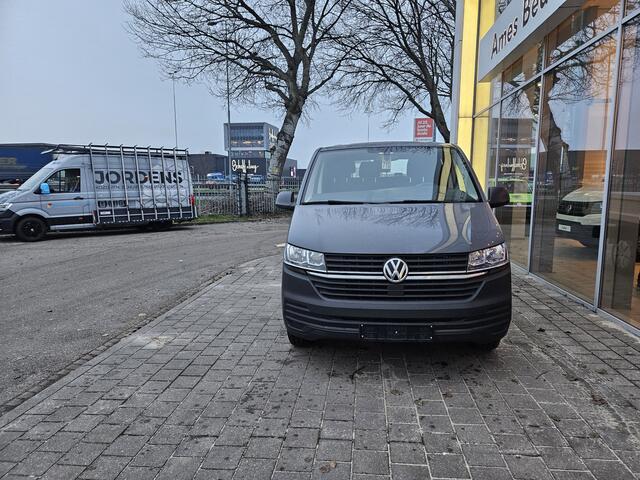Volkswagen TRANSPORTER 2.0 TDI L2H1 DC 110PK hand | radio | 6 zitplaatsen