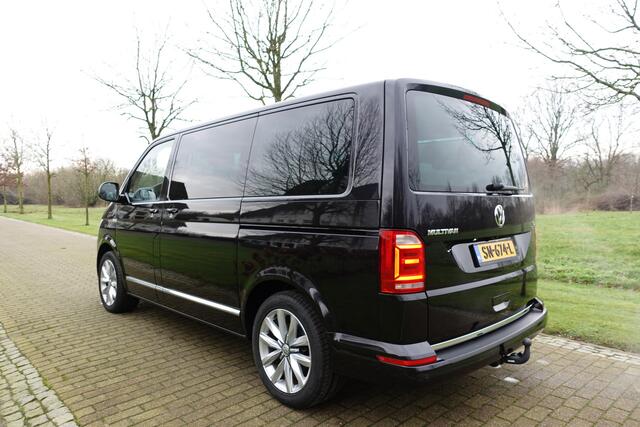Volkswagen TRANSPORTER Multivan 2.0 TDI L1H1 4Motion Highline | DSG | Schuifdak | Led | Full Option | 7 persoons |