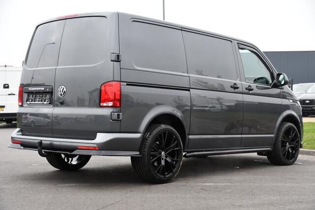 Volkswagen TRANSPORTER 2.0 TDI L1H1 PB Edition Highline Camera, Cruise, Carplay, LED, Automaat, Multimedia, Sensoren, 150PK, UNIEK!