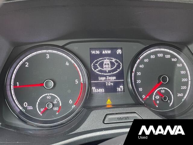 Volkswagen TRANSPORTER 2.0 TDI L2H1 28 110PK Sensoren Airco Navi Cruise Car-Play